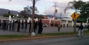 policia en el lugar