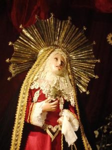virgen pidiendo piedad