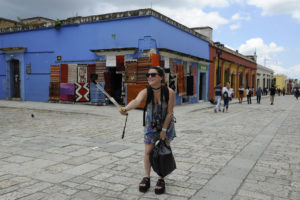 TURISTAS-CIUDAD DE OAXACA (4)
