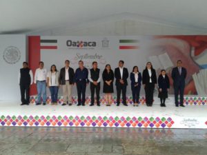 Izamiento de Bandera 01