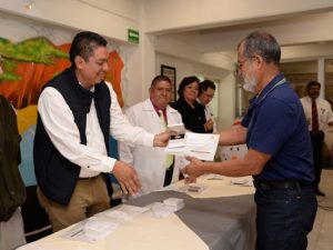 19_diciembre_2017_Entregan Premio Nacional de Antigüedad a personal del Hospital Psiquiátrico