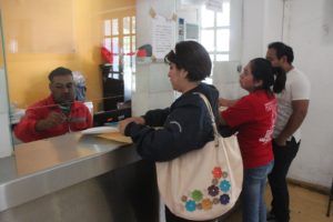 Gobierno de la mano con la sociedad (2)