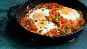 huevos con chips