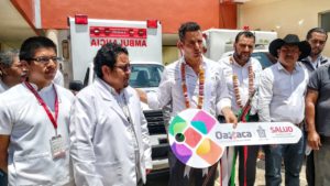 Sierra Sur cuenta con respaldo permanente del Gobierno Estatal - AMH 2