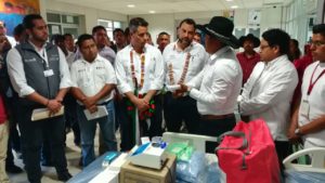 Sierra Sur cuenta con respaldo permanente del Gobierno Estatal - AMH 4