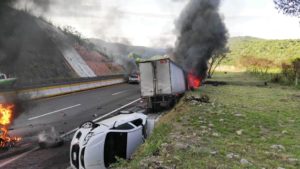 choque autopista del sol